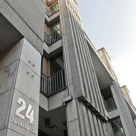 Luxury Daybreakers Old Town شقة *
