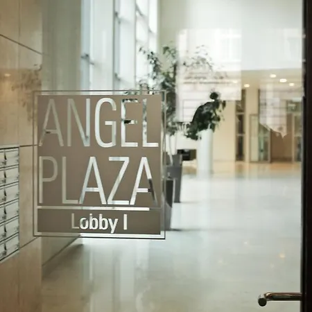 Апартаменты Luxury Daybreakers Old Town *