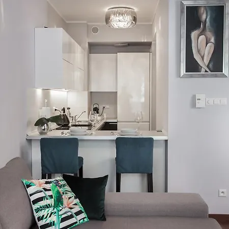 Апартаменты Luxury Daybreakers Old Town Краков